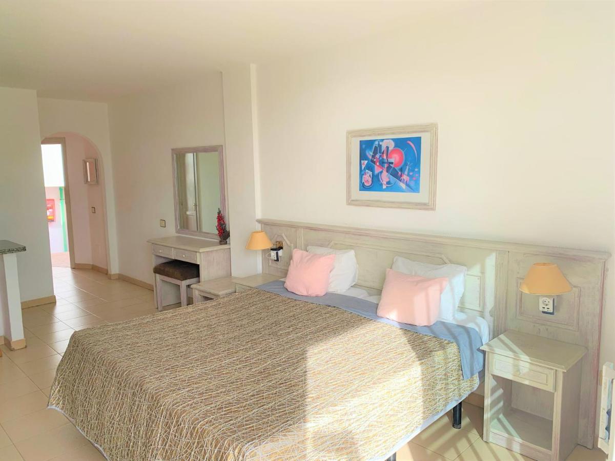 Ocean Breeze And Seaview Resort Costa Adeje  Exterior photo